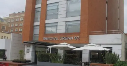 HOTEL NH ROYAL URBAN 93 HOTEL NH ROYAL URBAN 93